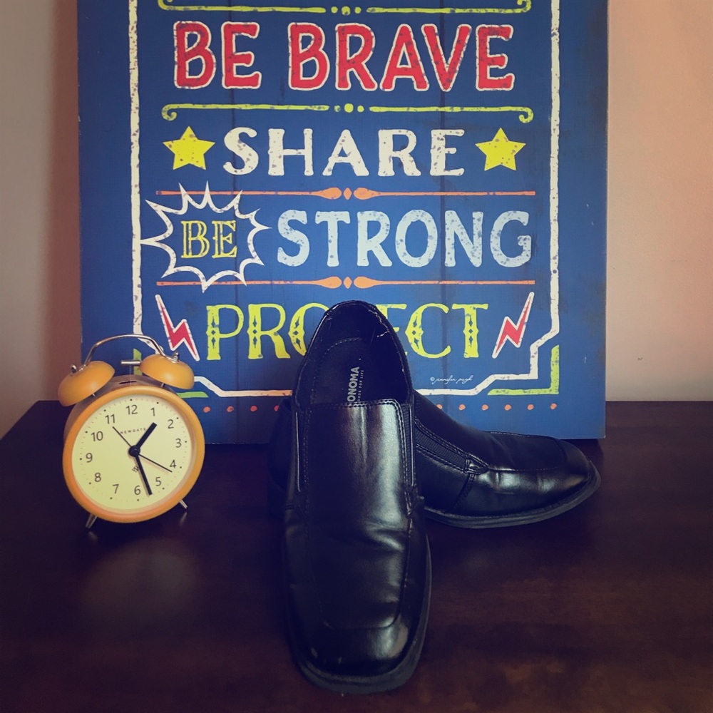 Boys Sonoma black slide on dress shoes